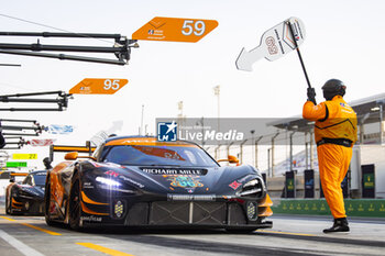 2024-02-26 - 59 SAUCY Grégoire (swi), COTTINGHAM James (gbr), COSTA Nicolas (bra), United Autosports, McLaren 720S GT3 Evo #59, pit stop during the Prologue of the 2024 FIA World Endurance Championship, from February 24 to 26, 2024 on the Losail International Circuit in Lusail, Qatar - FIA WEC - PROLOGUE 2024 - QATAR - ENDURANCE - MOTORS