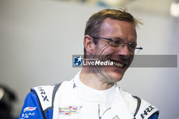 2024-02-26 - BOURDAIS Sébastien (fra), Cadillac Racing, Cadillac V-Series.R, portrait during the Prologue of the 2024 FIA World Endurance Championship, from February 24 to 26, 2024 on the Losail International Circuit in Lusail, Qatar - FIA WEC - PROLOGUE 2024 - QATAR - ENDURANCE - MOTORS