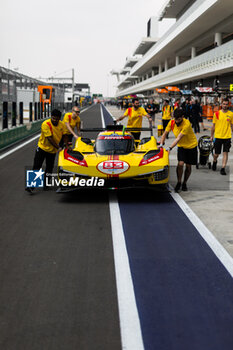 2024-02-26 - 83 KUBICA Robert (pol), SHWARTZMAN Robert (isr), YE Yifei (chn), AF Corse, Ferrari 499P #83, pitlane, during the Prologue of the 2024 FIA World Endurance Championship, from February 24 to 26, 2024 on the Losail International Circuit in Lusail, Qatar - FIA WEC - PROLOGUE 2024 - QATAR - ENDURANCE - MOTORS