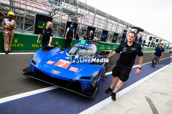 2024-02-26 - 02 BAMBER Earl (nzl), LYNN Alex (gbr), BOURDAIS Sébastien (fra), Cadillac Racing, #02, pitlane, during the Prologue of the 2024 FIA World Endurance Championship, from February 24 to 26, 2024 on the Losail International Circuit in Lusail, Qatar - FIA WEC - PROLOGUE 2024 - QATAR - ENDURANCE - MOTORS