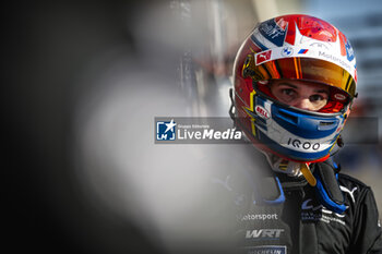 2024-02-27 - VANTHOOR Dries (bel), BMW M Team WRT, BMW Hybrid V8, portrait during the Prologue of the 2024 FIA World Endurance Championship, from February 24 to 26, 2024 on the Losail International Circuit in Lusail, Qatar - FIA WEC - PROLOGUE 2024 - QATAR - ENDURANCE - MOTORS