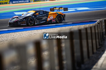 2024-02-29 - 59 SAUCY Grégoire (swi), COTTINGHAM James (gbr), COSTA Nicolas (bra), United Autosports, McLaren 720S GT3 Evo #59, LM GT3, action during the Qatar Airways Qatar 1812 KM, 1st round of the 2024 FIA World Endurance Championship, from February 29 to March 02, 2024 on the Losail International Circuit in Lusail, Qatar - FIA WEC - QATAR AIRWAYS QATAR 1812 KM - ENDURANCE - MOTORS