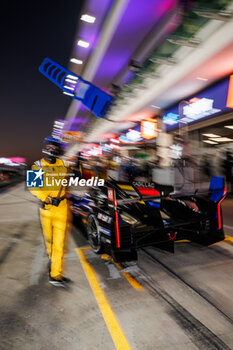 2024-02-29 - 02 BAMBER Earl (nzl), LYNN Alex (gbr), BOURDAIS Sébastien (fra), Cadillac Racing #02, Hypercar, stand, pit lane, during the Qatar Airways Qatar 1812 KM, 1st round of the 2024 FIA World Endurance Championship, from February 29 to March 02, 2024 on the Losail International Circuit in Lusail, Qatar - FIA WEC - QATAR AIRWAYS QATAR 1812 KM - ENDURANCE - MOTORS