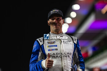 2024-02-29 - LYNN Alex (gbr), Cadillac Racing, Cadillac V-Series.R, portrait during the Qatar Airways Qatar 1812 KM, 1st round of the 2024 FIA World Endurance Championship, from February 29 to March 02, 2024 on the Losail International Circuit in Lusail, Qatar - FIA WEC - QATAR AIRWAYS QATAR 1812 KM - ENDURANCE - MOTORS