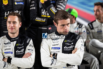 2024-02-29 - DI RESTA Paul (gbr), Peugeot TotalEnergies, Peugeot 9x8, portrait, family picture during the Qatar Airways Qatar 1812 KM, 1st round of the 2024 FIA World Endurance Championship, from February 29 to March 02, 2024 on the Losail International Circuit in Lusail, Qatar - FIA WEC - QATAR AIRWAYS QATAR 1812 KM - ENDURANCE - MOTORS