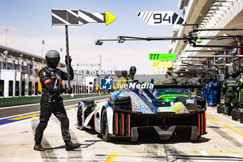 2024-03-01 - 94 DUVAL Loïc (fra), DI RESTA Paul (gbr), VANDOORNE Stoffel, Peugeot TotalEnergies, Peugeot 9x8 #94, Hypercar, pit stop during the Qatar Airways Qatar 1812 KM, 1st round of the 2024 FIA World Endurance Championship, from February 29 to March 02, 2024 on the Losail International Circuit in Lusail, Qatar - FIA WEC - QATAR AIRWAYS QATAR 1812 KM - ENDURANCE - MOTORS