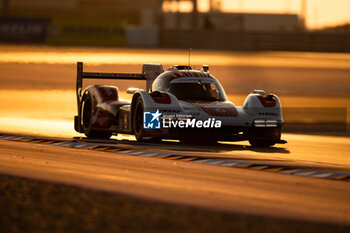 2024-03-01 - 06 ESTRE Kevin (fra), LOTTERER André (ger), VANTHOOR Laurens (bel), Porsche Penske Motorsport, Porsche 963 #06, action during the Qatar Airways Qatar 1812 KM, 1st round of the 2024 FIA World Endurance Championship, from February 29 to March 02, 2024 on the Losail International Circuit in Lusail, Qatar - FIA WEC - QATAR AIRWAYS QATAR 1812 KM - ENDURANCE - MOTORS