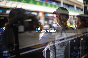 2024-03-01 - BAMBER Earl (nzl), Cadillac Racing, Cadillac V-Series.R, portrait during the Qatar Airways Qatar 1812 KM, 1st round of the 2024 FIA World Endurance Championship, from February 29 to March 02, 2024 on the Losail International Circuit in Lusail, Qatar - FIA WEC - QATAR AIRWAYS QATAR 1812 KM - ENDURANCE - MOTORS