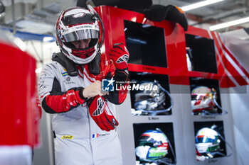 2024-03-01 - HERIAU François (fra), Vista AF Corse, Ferrari 296 GT3, portrait during the Qatar Airways Qatar 1812 KM, 1st round of the 2024 FIA World Endurance Championship, from February 29 to March 02, 2024 on the Losail International Circuit in Lusail, Qatar - FIA WEC - QATAR AIRWAYS QATAR 1812 KM - ENDURANCE - MOTORS