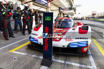 2024-03-01 - 05 CAMPBELL Matt (aus), CHRISTENSEN Michael (dnk), MAKOWIECKI Frédéric (fra), Porsche Penske Motorsport, Porsche 963 #05, Hypercar, after their pole position during the Qatar Airways Qatar 1812 KM, 1st round of the 2024 FIA World Endurance Championship, from February 29 to March 02, 2024 on the Losail International Circuit in Lusail, Qatar - FIA WEC - QATAR AIRWAYS QATAR 1812 KM - ENDURANCE - MOTORS