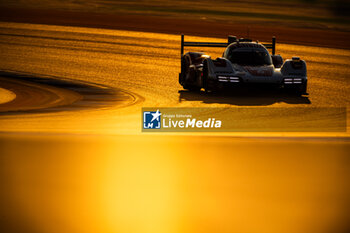 2024-03-01 - 06 ESTRE Kevin (fra), LOTTERER André (ger), VANTHOOR Laurens (bel), Porsche Penske Motorsport, Porsche 963 #06, Hypercar, action during the Qatar Airways Qatar 1812 KM, 1st round of the 2024 FIA World Endurance Championship, from February 29 to March 02, 2024 on the Losail International Circuit in Lusail, Qatar - FIA WEC - QATAR AIRWAYS QATAR 1812 KM - ENDURANCE - MOTORS