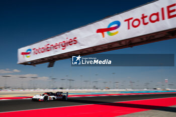 2024-03-01 - 99 TINCKNELL Harry (gbr), JANI Neel (swi), ANDLAUER Julien (fra), Proton Competition, Porsche 963 #99, Hypercar, action during the Qatar Airways Qatar 1812 KM, 1st round of the 2024 FIA World Endurance Championship, from February 29 to March 02, 2024 on the Losail International Circuit in Lusail, Qatar - FIA WEC - QATAR AIRWAYS QATAR 1812 KM - ENDURANCE - MOTORS