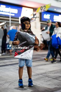 2024-03-01 - Autograph session during the Qatar Airways Qatar 1812 KM, 1st round of the 2024 FIA World Endurance Championship, from February 29 to March 02, 2024 on the Losail International Circuit in Lusail, Qatar - FIA WEC - QATAR AIRWAYS QATAR 1812 KM - ENDURANCE - MOTORS