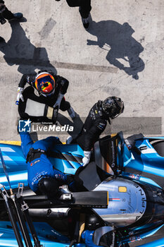 2024-03-01 - 36 VAXIVIERE Matthieu (fra), SCHUMACHER Mick (ger), LAPIERRE Nicolas (fra), Alpine Endurance Team, Alpine A424 #36, Hypercar, action pitlane, pitstop, arrêt aux stands during the Qatar Airways Qatar 1812 KM, 1st round of the 2024 FIA World Endurance Championship, from February 29 to March 02, 2024 on the Losail International Circuit in Lusail, Qatar - FIA WEC - QATAR AIRWAYS QATAR 1812 KM - ENDURANCE - MOTORS