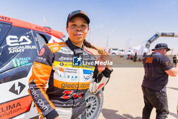 2024-03-02 - KOLOC Aliyyah (SYC), DELAUNAY Sebastien (FRA), Buggyra ZM Racing, Red-Lined Revo T1+, FIA W2RC, portrait during the Stage 5 of the 2024 Abu Dhabi Desert Challenge, on March 2, 2024 between Mzeer’ah and Abu Dhabi, United Arab Emirates - W2RC - ABU DHABI DESERT CHALLENGE 2024 - ENDURANCE - MOTORS