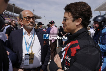 2024-03-02 - MILLE Richard (fra), Président ot the FIA Endurance Commission, portrait DE VRIES Nyck (nld), Toyota Gazoo Racing, Toyota GR010 - Hybrid, portrait during the Qatar Airways Qatar 1812 KM, 1st round of the 2024 FIA World Endurance Championship, from February 29 to March 02, 2024 on the Losail International Circuit in Lusail, Qatar - FIA WEC - QATAR AIRWAYS QATAR 1812 KM - ENDURANCE - MOTORS