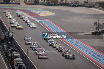 2024-03-02 - start of the race, depart, during the Qatar Airways Qatar 1812 KM, 1st round of the 2024 FIA World Endurance Championship, from February 29 to March 02, 2024 on the Losail International Circuit in Lusail, Qatar - FIA WEC - QATAR AIRWAYS QATAR 1812 KM - ENDURANCE - MOTORS