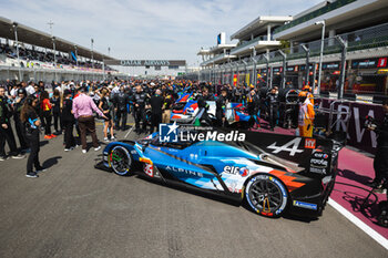 2024-03-02 - 35 MILESI Charles (fra), HABSBURG-LOTHRINGEN Ferdinand (aut), CHATIN Paul-Loup (fra), Alpine Endurance Team #35, Alpine A424, Hypercar, ambiance at the grille de depart, starting grid during the Qatar Airways Qatar 1812 KM, 1st round of the 2024 FIA World Endurance Championship, from February 29 to March 02, 2024 on the Losail International Circuit in Lusail, Qatar - FIA WEC - QATAR AIRWAYS QATAR 1812 KM - ENDURANCE - MOTORS