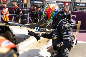 2024-03-02 - STEVENS Will (gbr), Hertz Team Jota, Porsche 963, portrait during the Qatar Airways Qatar 1812 KM, 1st round of the 2024 FIA World Endurance Championship, from February 29 to March 02, 2024 on the Losail International Circuit in Lusail, Qatar - FIA WEC - QATAR AIRWAYS QATAR 1812 KM - ENDURANCE - MOTORS