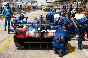 2024-03-02 - 35 MILESI Charles (fra), HABSBURG-LOTHRINGEN Ferdinand (aut), CHATIN Paul-Loup (fra), Alpine Endurance Team #35, Alpine A424, Hypercar, pit stop during the Qatar Airways Qatar 1812 KM, 1st round of the 2024 FIA World Endurance Championship, from February 29 to March 02, 2024 on the Losail International Circuit in Lusail, Qatar - FIA WEC - QATAR AIRWAYS QATAR 1812 KM - ENDURANCE - MOTORS