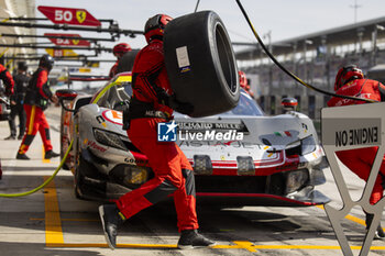 2024-03-02 - 54 FLOHR Thomas (swi), CASTELLACCI Francesco (ita), RIGON Davide (ita), Vista AF Corse, Ferrari 296 GT3 #54, LM GT3, pit stop during the Qatar Airways Qatar 1812 KM, 1st round of the 2024 FIA World Endurance Championship, from February 29 to March 02, 2024 on the Losail International Circuit in Lusail, Qatar - FIA WEC - QATAR AIRWAYS QATAR 1812 KM - ENDURANCE - MOTORS