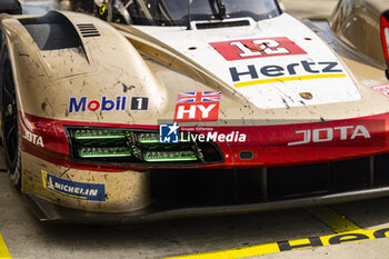 2024-03-02 - 12 STEVENS Will (gbr), NATO Norman (fra), ILOTT Callum (gbr), Hertz Team Jota, Porsche 963 #12, Hypercar, tyre mark during the Qatar Airways Qatar 1812 KM, 1st round of the 2024 FIA World Endurance Championship, from February 29 to March 02, 2024 on the Losail International Circuit in Lusail, Qatar - FIA WEC - QATAR AIRWAYS QATAR 1812 KM - ENDURANCE - MOTORS