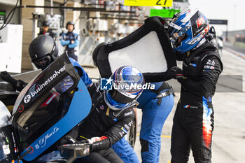 2024-03-02 - CHATIN Paul-Loup (fra), Alpine Endurance Team, Alpine A424, MILESI Charles (fra), Alpine Endurance Team, Alpine A424, portrait during the Qatar Airways Qatar 1812 KM, 1st round of the 2024 FIA World Endurance Championship, from February 29 to March 02, 2024 on the Losail International Circuit in Lusail, Qatar - FIA WEC - QATAR AIRWAYS QATAR 1812 KM - ENDURANCE - MOTORS