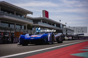 2024-03-02 - 02 BAMBER Earl (nzl), LYNN Alex (gbr), BOURDAIS Sébastien (fra), Cadillac Racing #02, Hypercar, grille de depart, starting grid during the Qatar Airways Qatar 1812 KM, 1st round of the 2024 FIA World Endurance Championship, from February 29 to March 02, 2024 on the Losail International Circuit in Lusail, Qatar - FIA WEC - QATAR AIRWAYS QATAR 1812 KM - ENDURANCE - MOTORS