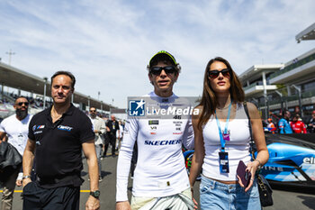 2024-03-02 - ROSSI Valentino (ita), Team WRT, BMW M4 GT3, FRANCESCA Sofia Novello, grille de depart, starting grid portrait during the Qatar Airways Qatar 1812 KM, 1st round of the 2024 FIA World Endurance Championship, from February 29 to March 02, 2024 on the Losail International Circuit in Lusail, Qatar - FIA WEC - QATAR AIRWAYS QATAR 1812 KM - ENDURANCE - MOTORS