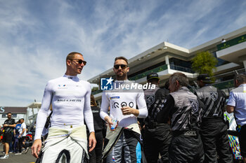 2024-03-02 - MARTIN Maxime (bel), Team WRT, BMW M4 GT3, RAST René (ger), BMW M Team WRT, BMW Hybrid V8, portrait, grille de depart, starting grid during the Qatar Airways Qatar 1812 KM, 1st round of the 2024 FIA World Endurance Championship, from February 29 to March 02, 2024 on the Losail International Circuit in Lusail, Qatar - FIA WEC - QATAR AIRWAYS QATAR 1812 KM - ENDURANCE - MOTORS