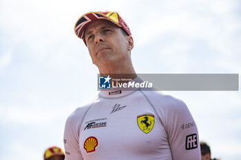 2024-03-02 - CALADO James (gbr), Ferrari AF Corse, Ferrari 499P, portrait, grille de depart, starting grid during the Qatar Airways Qatar 1812 KM, 1st round of the 2024 FIA World Endurance Championship, from February 29 to March 02, 2024 on the Losail International Circuit in Lusail, Qatar - FIA WEC - QATAR AIRWAYS QATAR 1812 KM - ENDURANCE - MOTORS