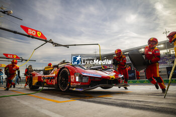 2024-03-02 - 50 FUOCO Antonio (ita), MOLINA Miguel (spa), NIELSEN Nicklas (dnk), Ferrari AF Corse, Ferrari 499P #50, Hypercar, action, pitstop, arrêt aux stands, ambiance during the Qatar Airways Qatar 1812 KM, 1st round of the 2024 FIA World Endurance Championship, from February 29 to March 02, 2024 on the Losail International Circuit in Lusail, Qatar - FIA WEC - QATAR AIRWAYS QATAR 1812 KM - ENDURANCE - MOTORS