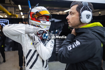 2024-03-02 - JENSEN Mikkel (dnk), Peugeot TotalEnergies, Peugeot 9x8, portrait during the Qatar Airways Qatar 1812 KM, 1st round of the 2024 FIA World Endurance Championship, from February 29 to March 02, 2024 on the Losail International Circuit in Lusail, Qatar - FIA WEC - QATAR AIRWAYS QATAR 1812 KM - ENDURANCE - MOTORS