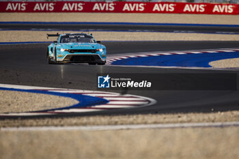 2024-03-02 - 77 BARKER Ben (gbr), HARDWICK Ryan (usa), ROBICHON Zacharie (can), Proton Competition, Ford Mustang GT3 #77, LM GT3, action during the Qatar Airways Qatar 1812 KM, 1st round of the 2024 FIA World Endurance Championship, from February 29 to March 02, 2024 on the Losail International Circuit in Lusail, Qatar - FIA WEC - QATAR AIRWAYS QATAR 1812 KM - ENDURANCE - MOTORS