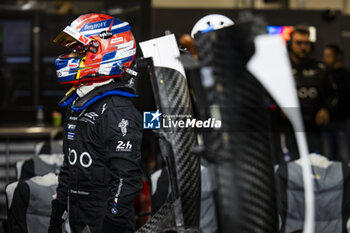 2024-03-02 - VANTHOOR Dries (bel), BMW M Team WRT, BMW Hybrid V8, portrait during the Qatar Airways Qatar 1812 KM, 1st round of the 2024 FIA World Endurance Championship, from February 29 to March 02, 2024 on the Losail International Circuit in Lusail, Qatar - FIA WEC - QATAR AIRWAYS QATAR 1812 KM - ENDURANCE - MOTORS