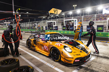 2024-03-02 - 91 LIETZ Richard (aut), SCHURING Morris (nld), SHAHIN Yasser (aus), Manthey EMA, Porsche 911 GT3 R #91, LM GT3, pit stop during the Qatar Airways Qatar 1812 KM, 1st round of the 2024 FIA World Endurance Championship, from February 29 to March 02, 2024 on the Losail International Circuit in Lusail, Qatar - FIA WEC - QATAR AIRWAYS QATAR 1812 KM - ENDURANCE - MOTORS