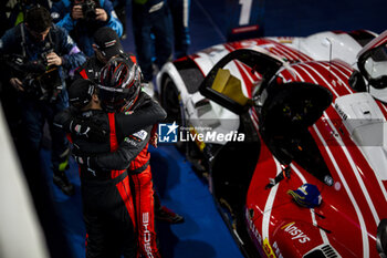 2024-03-02 - ESTRE Kevin (fra), LOTTERER André (ger), VANTHOOR Laurens (bel), Porsche Penske Motorsport, Porsche 963 #06, Hypercar, vainqueur, winner during the Qatar Airways Qatar 1812 KM, 1st round of the 2024 FIA World Endurance Championship, from February 29 to March 02, 2024 on the Losail International Circuit in Lusail, Qatar - FIA WEC - QATAR AIRWAYS QATAR 1812 KM - ENDURANCE - MOTORS