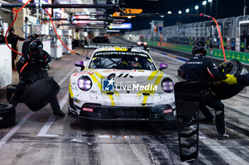 2024-03-02 - 92 MALYKHIN Aliaksandr (kna), STURM Joel (ger), BACHLER Klaus (aut), Manthey Purerxcing, Porsche 911 GT3 R #91, pitlane, during the Qatar Airways Qatar 1812 KM, 1st round of the 2024 FIA World Endurance Championship, from February 29 to March 02, 2024 on the Losail International Circuit in Lusail, Qatar - FIA WEC - QATAR AIRWAYS QATAR 1812 KM - ENDURANCE - MOTORS