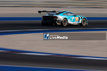 2024-03-02 - 77 BARKER Ben (gbr), HARDWICK Ryan (usa), ROBICHON Zacharie (can), Proton Competition, Ford Mustang GT3 #77, actionduring the Qatar Airways Qatar 1812 KM, 1st round of the 2024 FIA World Endurance Championship, from February 29 to March 02, 2024 on the Losail International Circuit in Lusail, Qatar - FIA WEC - QATAR AIRWAYS QATAR 1812 KM - ENDURANCE - MOTORS