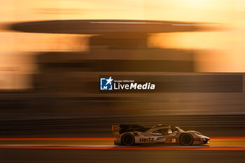 2024-03-02 - 38 RASMUSSEN Oliver (dnk), HANSON Philip (gbr), BUTTON Jenson (gbr), Hertz Team Jota, Porsche 963 #38, Hypercar, action during the Qatar Airways Qatar 1812 KM, 1st round of the 2024 FIA World Endurance Championship, from February 29 to March 02, 2024 on the Losail International Circuit in Lusail, Qatar - FIA WEC - QATAR AIRWAYS QATAR 1812 KM - ENDURANCE - MOTORS