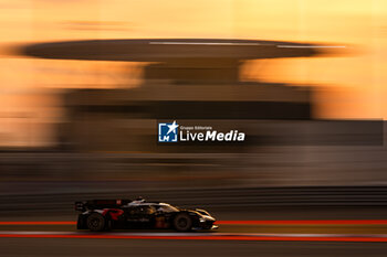 2024-03-02 - 08 BUEMI Sébastien (swi), HARTLEY Brendon (nzl), HIRAKAWA Ryo (jpn), Toyota Gazoo Racing, Toyota GR010 - Hybrid #08, Hypercar, action during the Qatar Airways Qatar 1812 KM, 1st round of the 2024 FIA World Endurance Championship, from February 29 to March 02, 2024 on the Losail International Circuit in Lusail, Qatar - FIA WEC - QATAR AIRWAYS QATAR 1812 KM - ENDURANCE - MOTORS