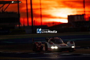 2024-03-02 - 05 CAMPBELL Matt (aus), CHRISTENSEN Michael (dnk), MAKOWIECKI Frédéric (fra), Porsche Penske Motorsport, Porsche 963 #05, Hypercar, action during the Qatar Airways Qatar 1812 KM, 1st round of the 2024 FIA World Endurance Championship, from February 29 to March 02, 2024 on the Losail International Circuit in Lusail, Qatar - FIA WEC - QATAR AIRWAYS QATAR 1812 KM - ENDURANCE - MOTORS