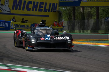 2024-04-19 - N° 8 TOYOTA GAZOO RACING -JPN- Toyota GR010 - Hybrid -HY - WEC - 6 HOURS OF IMOLA - ENDURANCE - MOTORS