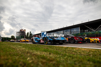 2024-04-17 - 36 VAXIVIERE Matthieu (fra), SCHUMACHER Mick (ger), LAPIERRE Nicolas (fra), Alpine Endurance Team, Alpine A424 #36, Hypercar, family picture set up during the 2024 6 Hours of Imola, 2nd round of the 2024 FIA World Endurance Championship, from April 18 to 21, 2024 on the Autodromo Internazionale Enzo e Dino Ferrari in Imola, Qatar - FIA WEC - 6 HOURS OF IMOLA 2024 - ENDURANCE - MOTORS