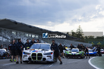 2024-04-17 - 46 MARTIN Maxime (bel), ROSSI Valentino (ita), AL HARTHY Ahmad (omn) Team WRT, BMW M4 GT3 #46, LM GT3, ambiance at family picture during the 2024 6 Hours of Imola, 2nd round of the 2024 FIA World Endurance Championship, from April 18 to 21, 2024 on the Autodromo Internazionale Enzo e Dino Ferrari in Imola, Qatar - FIA WEC - 6 HOURS OF IMOLA 2024 - ENDURANCE - MOTORS
