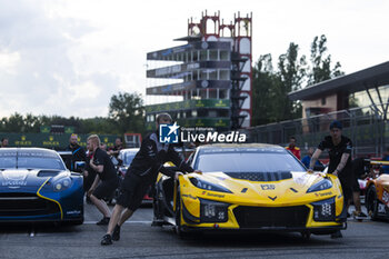 2024-04-17 - 81 EASTWOOD Charlie (irl), ANDRADE Rui (ang), VAN ROMPUY Tom (bel), TF Sport, Corvette Z06 GT3.R #81, LM GT3, ambiance at family picture during the 2024 6 Hours of Imola, 2nd round of the 2024 FIA World Endurance Championship, from April 18 to 21, 2024 on the Autodromo Internazionale Enzo e Dino Ferrari in Imola, Qatar - FIA WEC - 6 HOURS OF IMOLA 2024 - ENDURANCE - MOTORS