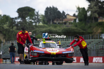2024-04-17 - 50 FUOCO Antonio (ita), MOLINA Miguel (spa), NIELSEN Nicklas (dnk), Ferrari AF Corse, Ferrari 499P #50, Hypercar, ambiance during the 2024 6 Hours of Imola, 2nd round of the 2024 FIA World Endurance Championship, from April 18 to 21, 2024 on the Autodromo Internazionale Enzo e Dino Ferrari in Imola, Qatar - FIA WEC - 6 HOURS OF IMOLA 2024 - ENDURANCE - MOTORS