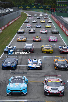 2024-04-17 - 77 BARKER Ben (gbr), HARDWICK Ryan (usa), ROBICHON Zacharie (can), Proton Competition, Ford Mustang GT3 #77, LM GT3, 54 FLOHR Thomas (swi), CASTELLACCI Francesco (ita), RIGON Davide (ita), Vista AF Corse, Ferrari 296 GT3 #54, LM GT3, ambiance at family picture during the 2024 6 Hours of Imola, 2nd round of the 2024 FIA World Endurance Championship, from April 18 to 21, 2024 on the Autodromo Internazionale Enzo e Dino Ferrari in Imola, Qatar - FIA WEC - 6 HOURS OF IMOLA 2024 - ENDURANCE - MOTORS
