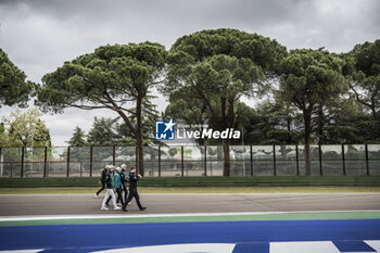 2024-04-18 - Aston Martin Vantage GT3 trackwalk during the 2024 6 Hours of Imola, 2nd round of the 2024 FIA World Endurance Championship, from April 18 to 21, 2024 on the Autodromo Internazionale Enzo e Dino Ferrari in Imola, Italy - FIA WEC - 6 HOURS OF IMOLA 2024 - ENDURANCE - MOTORS