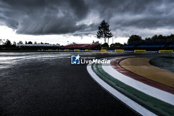 2024-04-18 - track, piste, during the 2024 6 Hours of Imola, 2nd round of the 2024 FIA World Endurance Championship, from April 18 to 21, 2024 on the Autodromo Internazionale Enzo e Dino Ferrari in Imola, Italy - FIA WEC - 6 HOURS OF IMOLA 2024 - ENDURANCE - MOTORS
